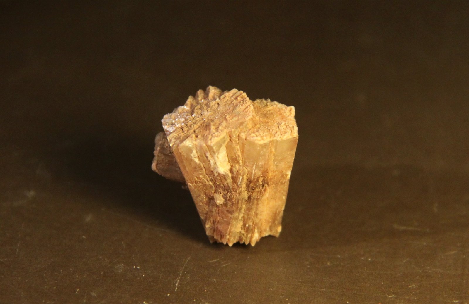 Aragonite
28mm x 35mm x 18mm
(Autor: Firmo Espinar)