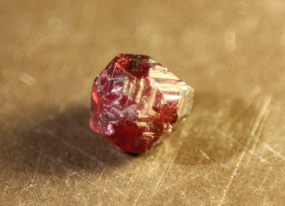 Almandine
Crystal size: 6mm
(Autor: Firmo Espinar)