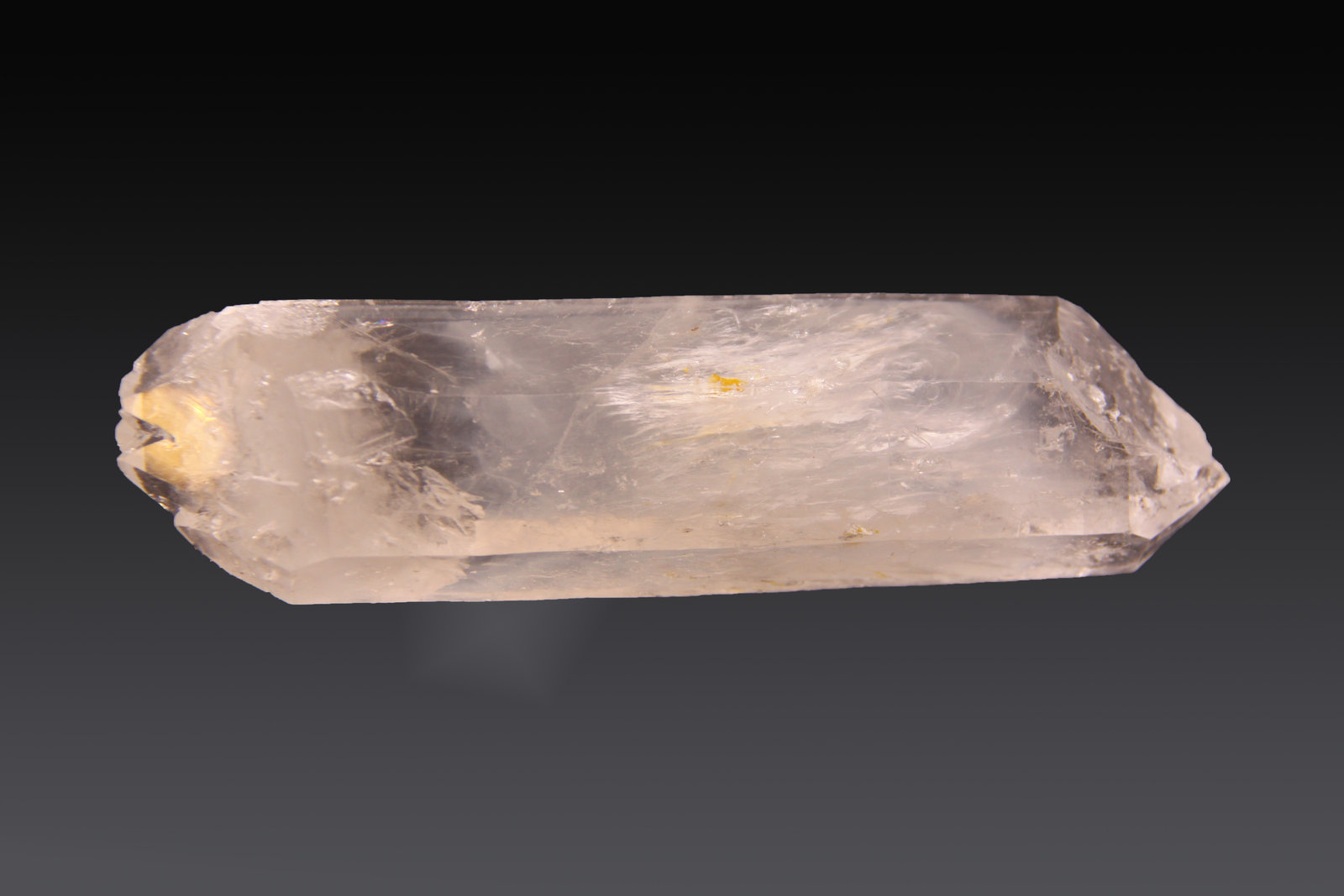 Quartz
134 mm x 35 mm x 32 mm
(Autor: Firmo Espinar)