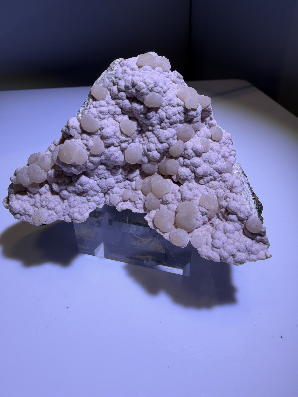 Shinichengite with Bultfonteinite
Mina Shijiangshan, Aldea Shijiangshan, Yinwu, Linxi, Ulanhad League, Región Autónoma Mongolia Interior, China
82mm x 64mm 48mm
(Autor: QT.JojoGuo)