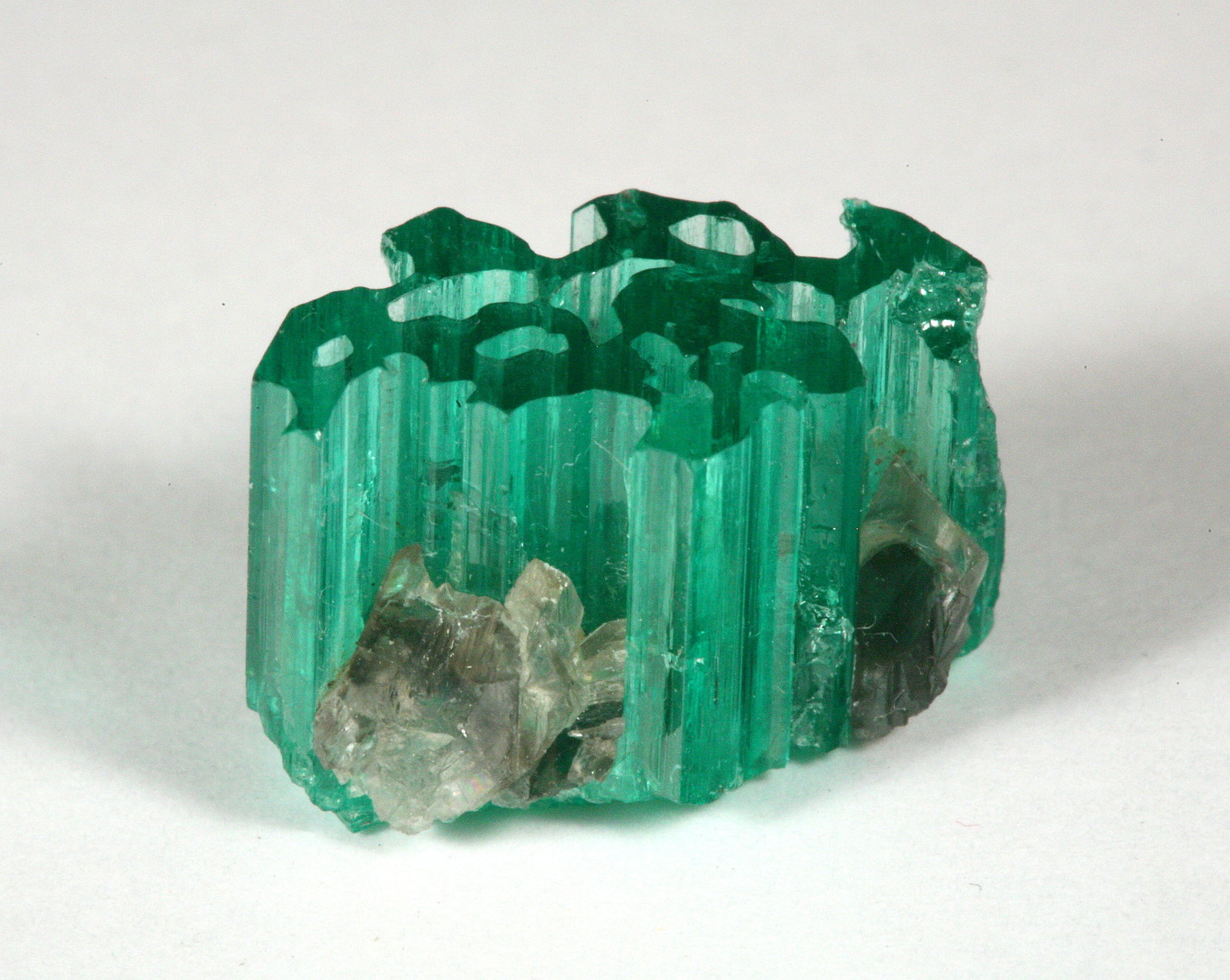 Beryl (variety emerald), Dolomite
17x11x11mm
(Autor: Fiebre Verde)