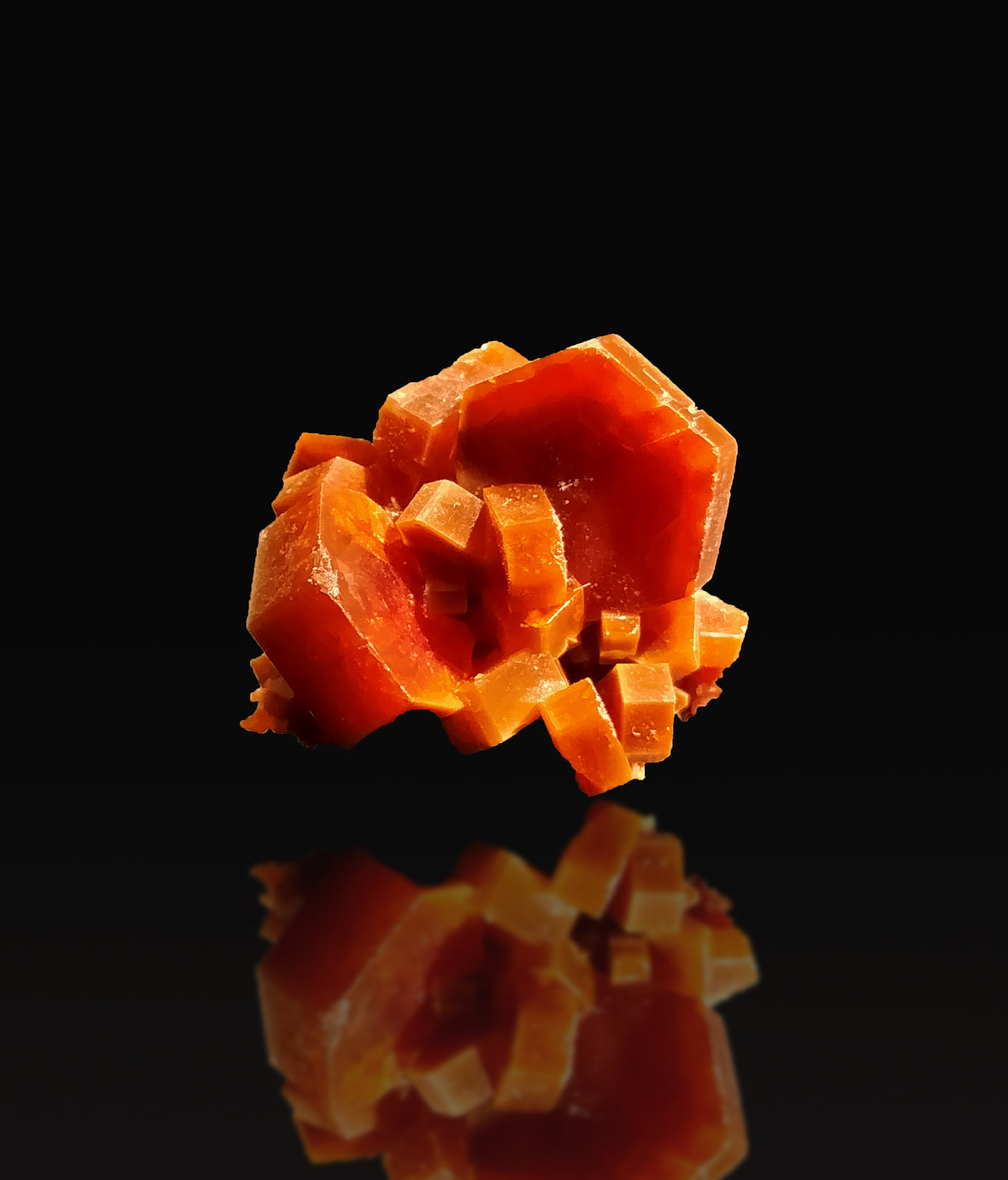 Vanadinite
27 mm x 23 mm x 21 mm
(Autor: Firmo Espinar)