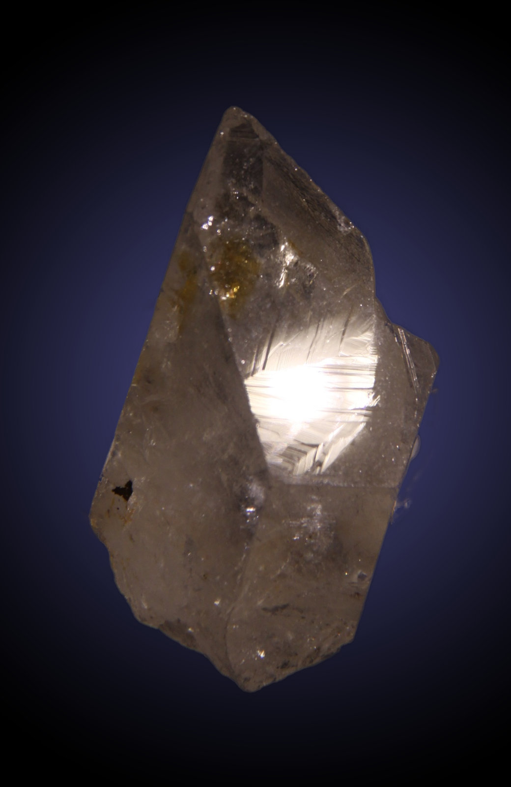 Quartz
33mm x 70mm x 28mm
(Autor: Firmo Espinar)