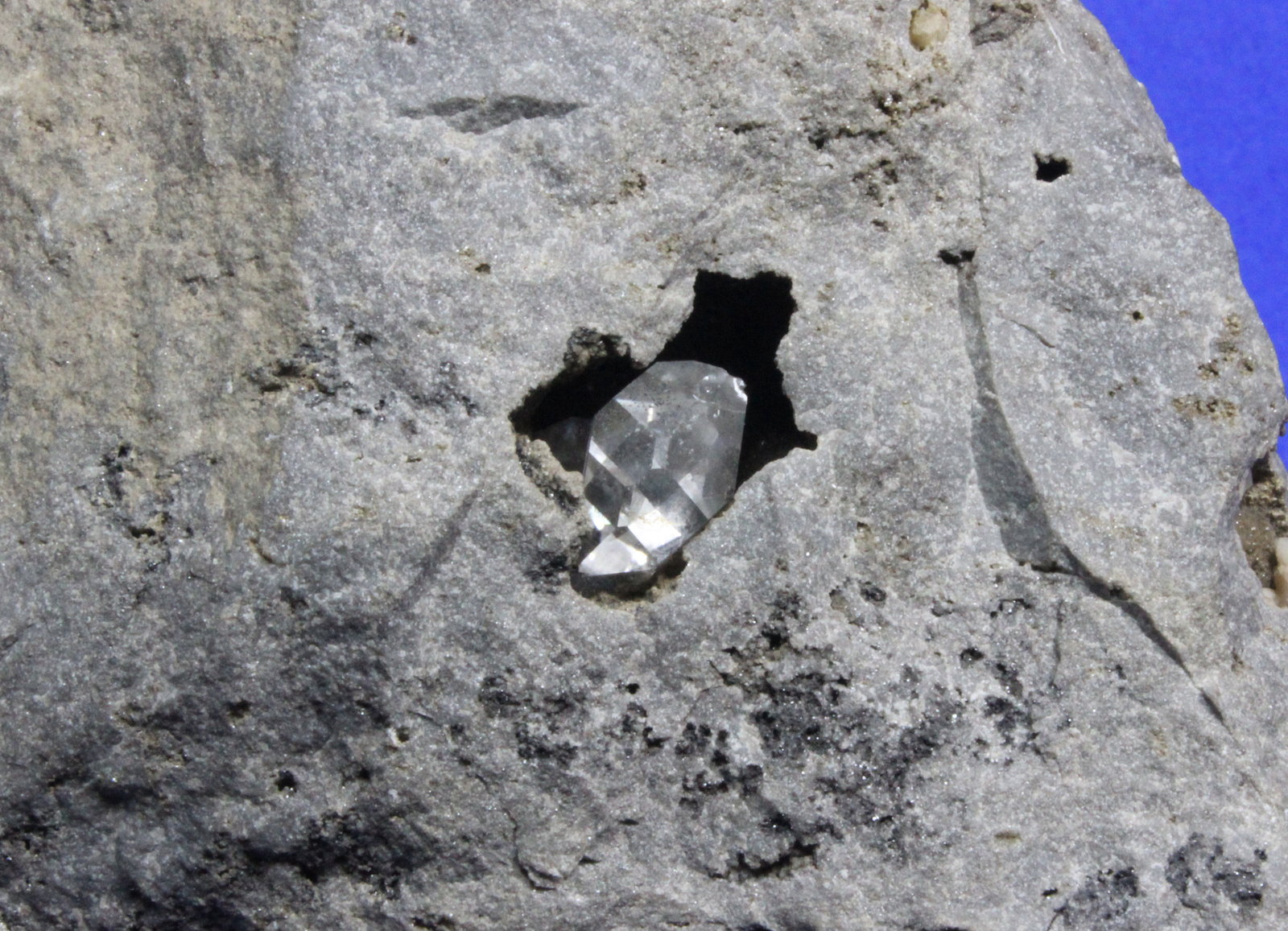 Quartz
15 x 11.5 cm
(Autor: Don Lum)