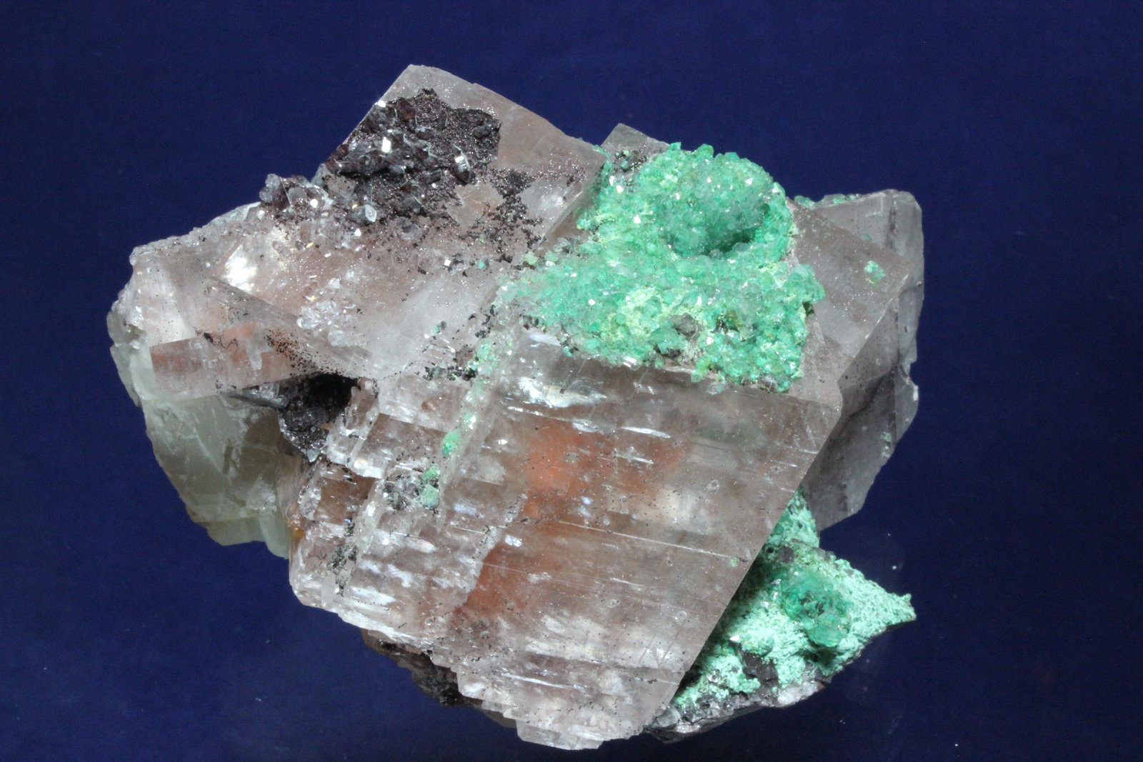Calcite, Malachite
10.5 x 7.5 cm
(Autor: Don Lum)