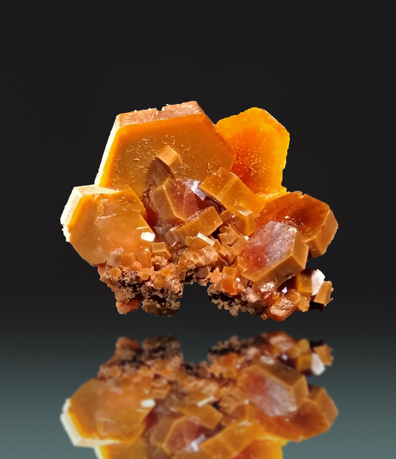 Vanadinite
32 mm x 26 mm x 22 mm
(Autor: Firmo Espinar)