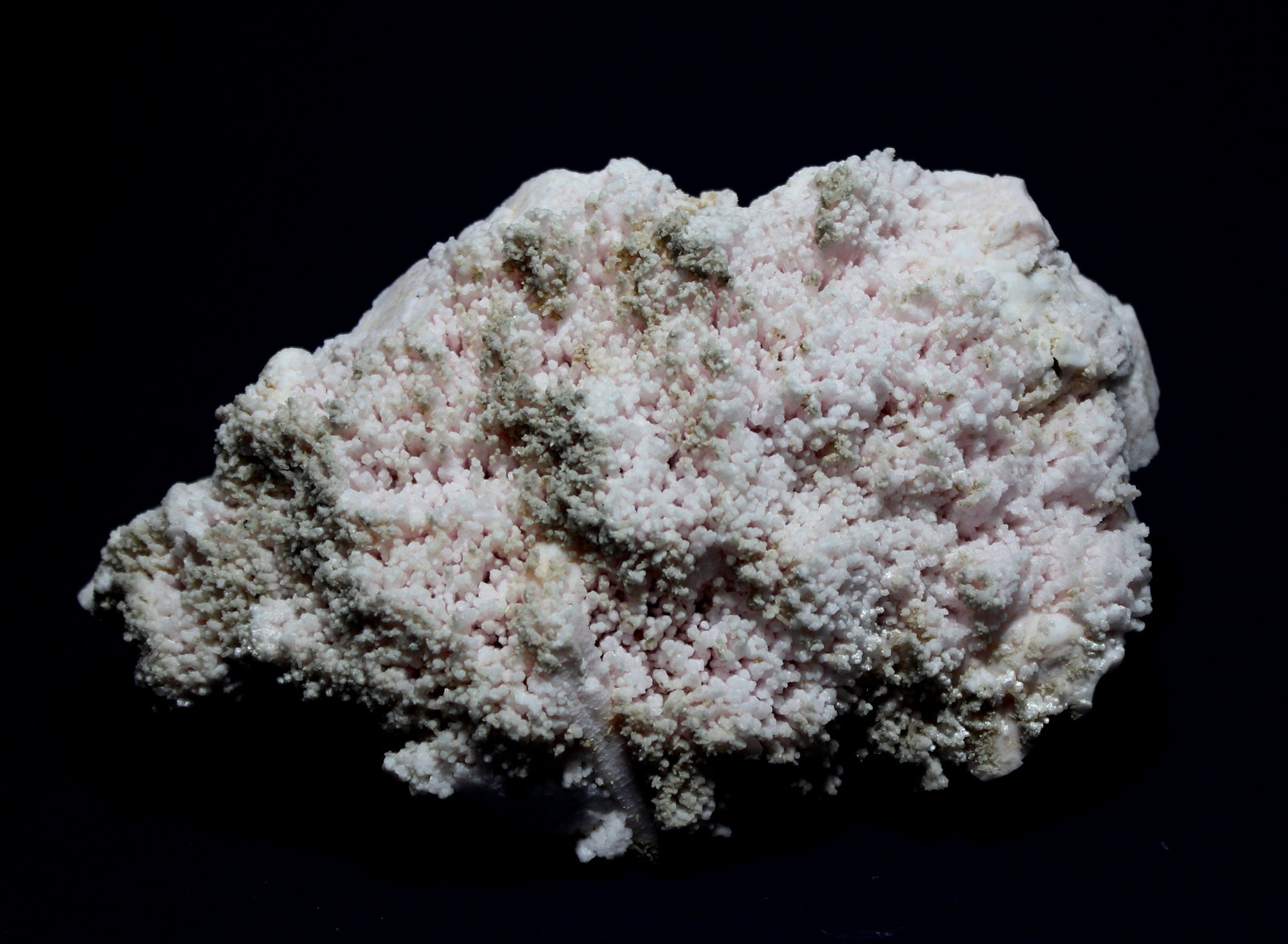 Kutnohorite
15.0 x 8.8 x 4.0 cm
(Autor: Don Lum)