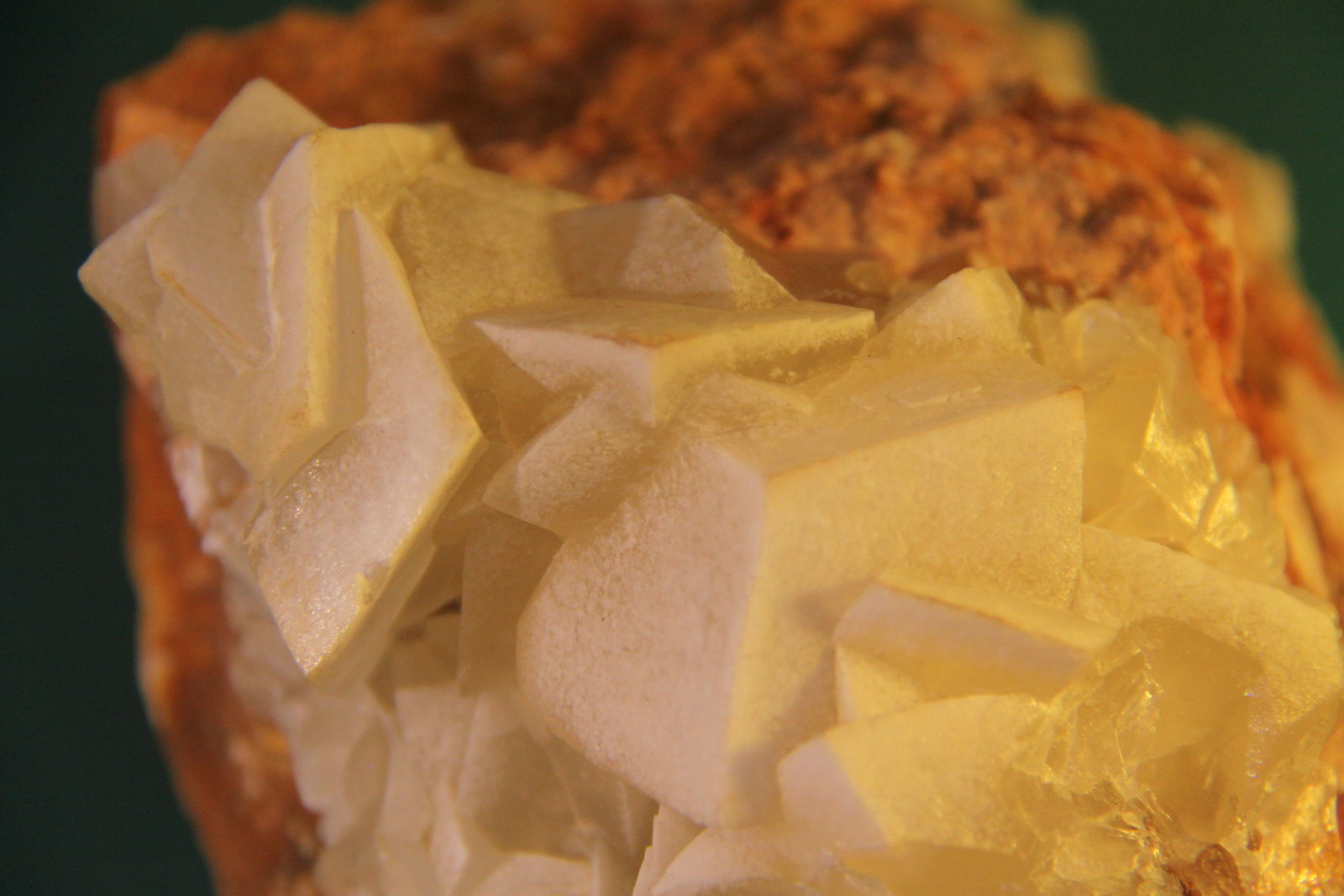 Calcite
124mm x 115mm x 78mm
(Autor: Firmo Espinar)
