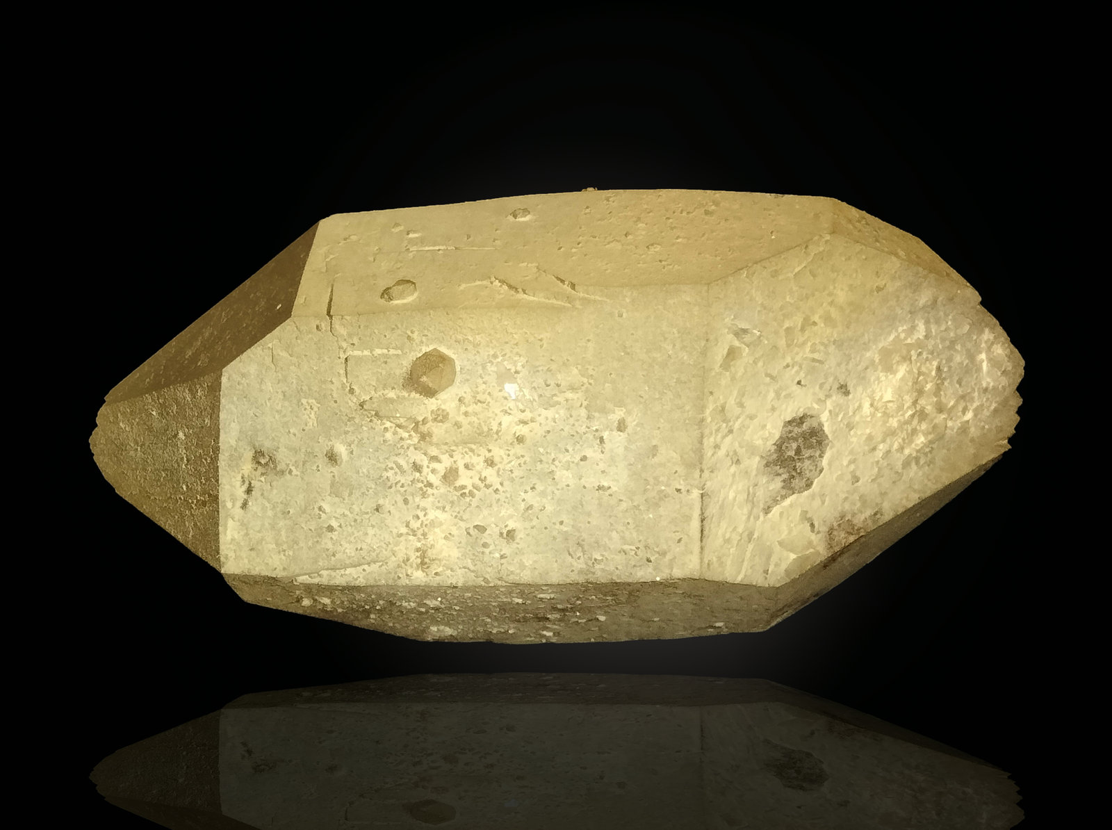 Quartz
93 mm x 47 mm x 34 mm
(Autor: Firmo Espinar)