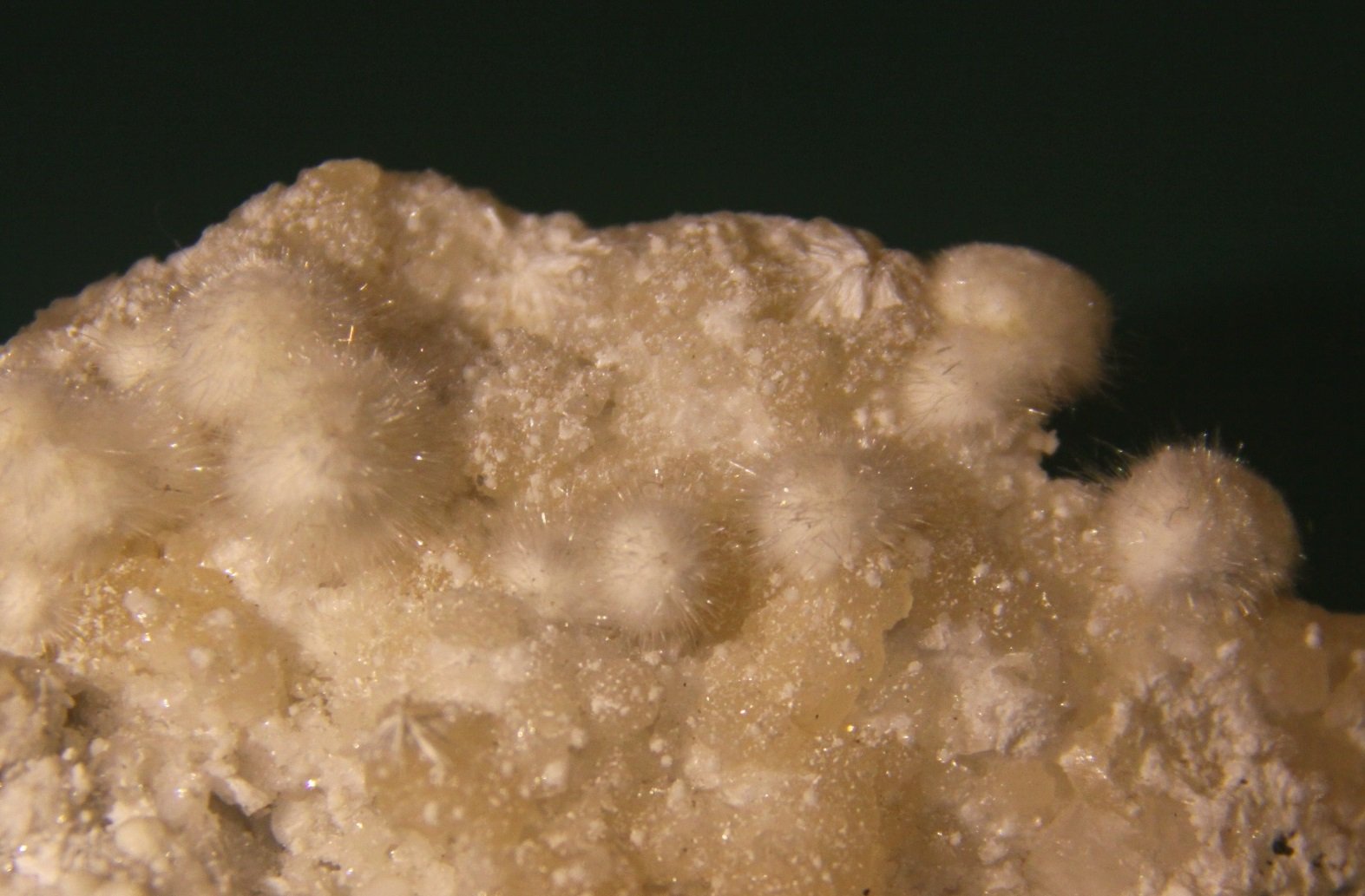 Okenite
97mm x 63mm x 26mm
(Autor: Firmo Espinar)