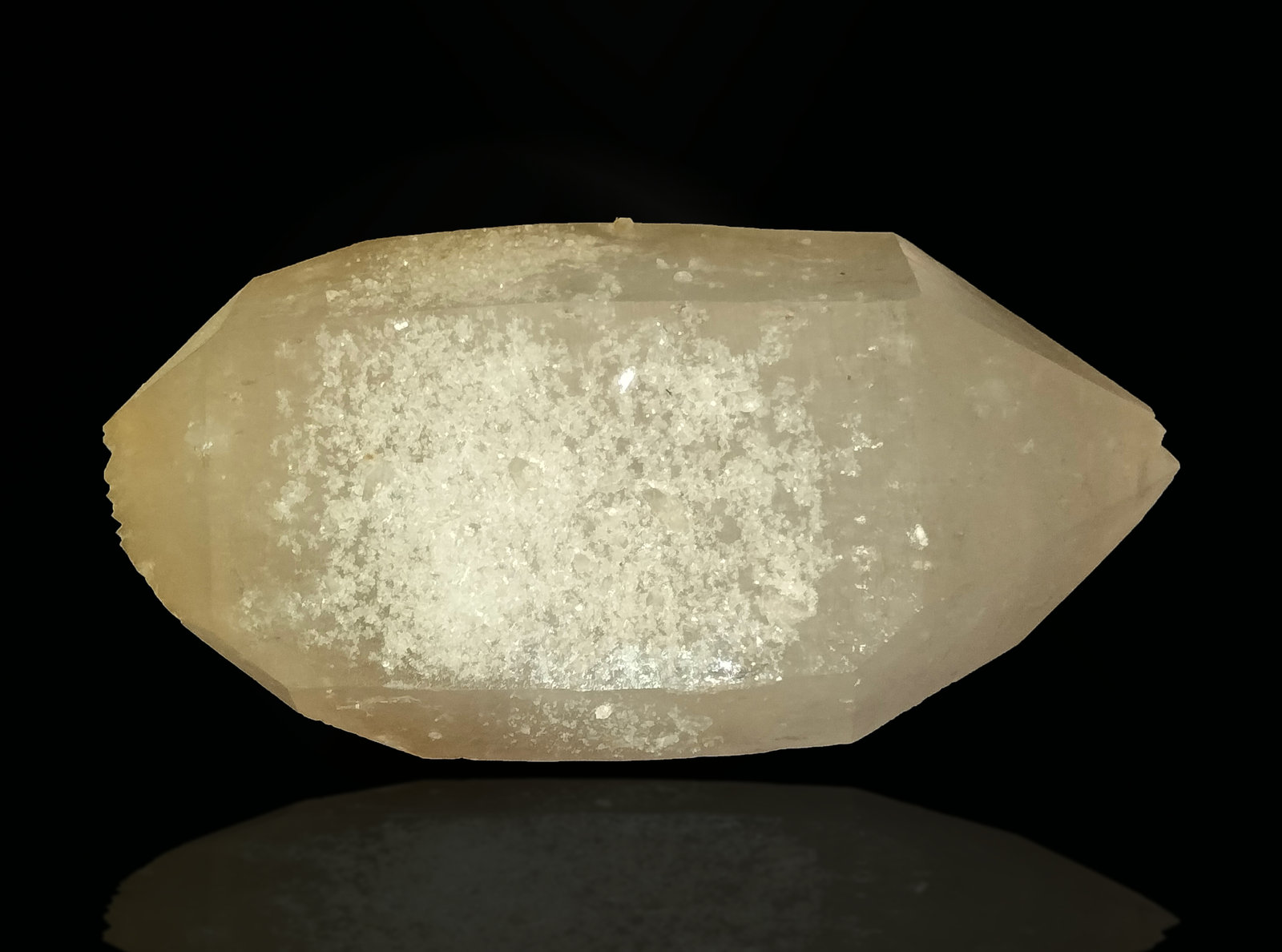 Quartz
93 mm x 47 mm x 34 mm
(Autor: Firmo Espinar)
