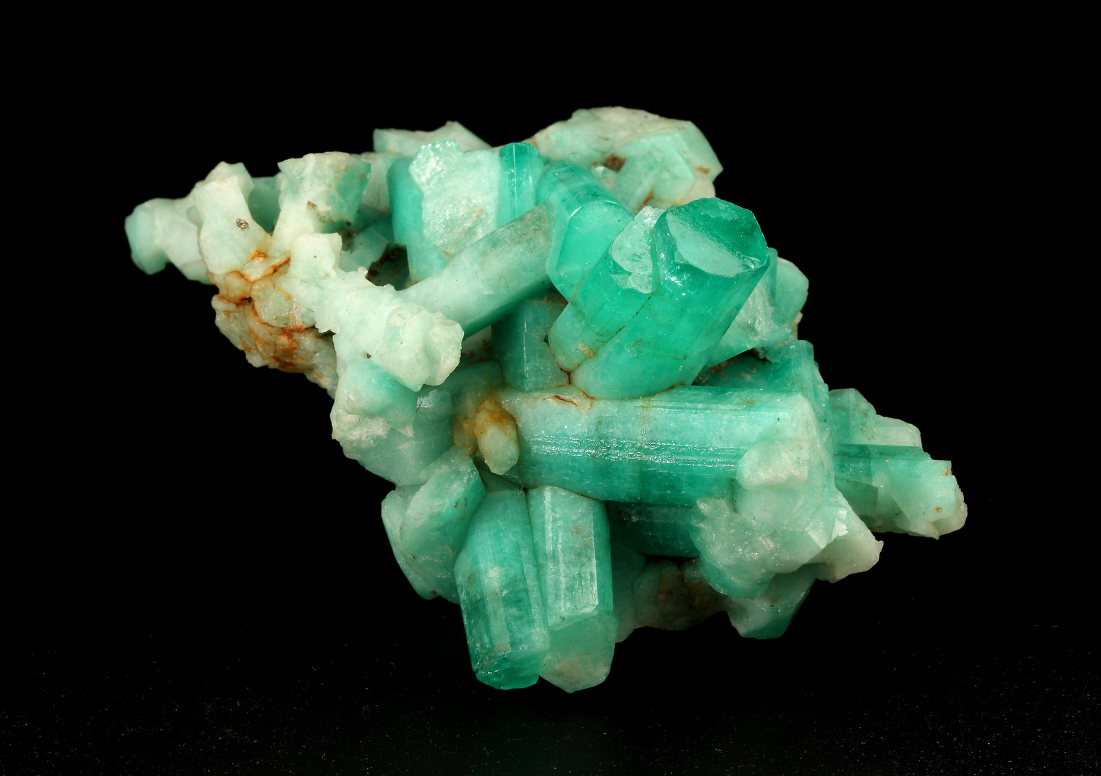 Beryl (variety emerald)
73x49x41mm
(Autor: Fiebre Verde)
