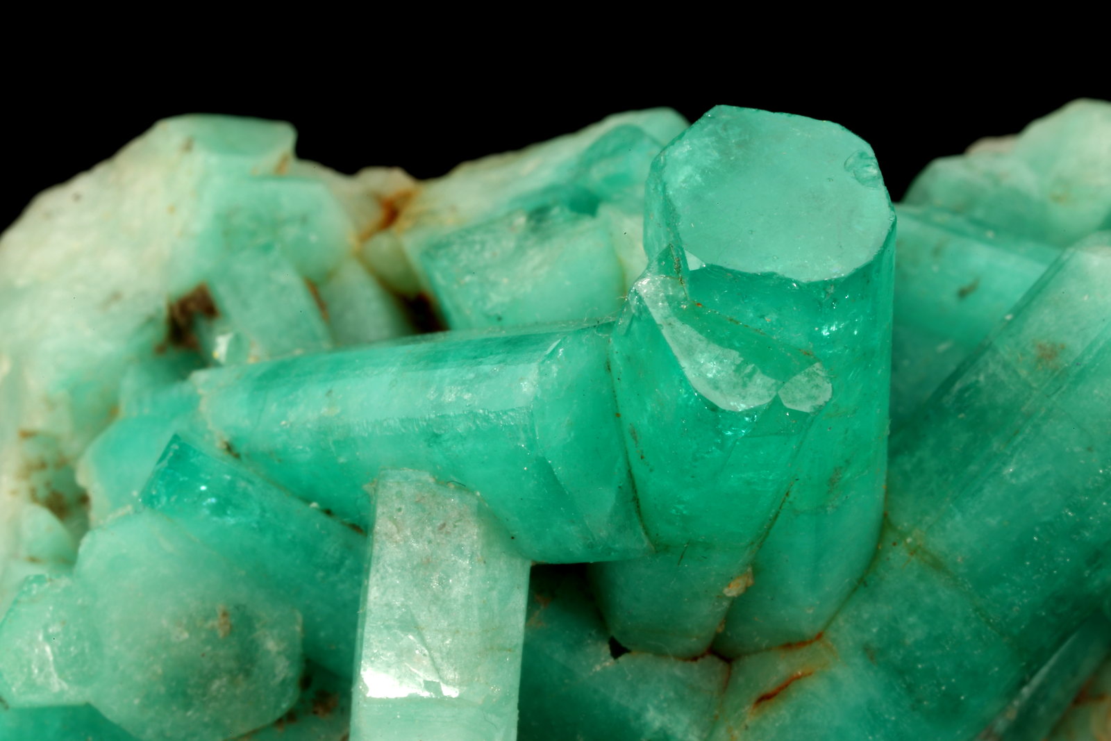 Beryl (variety emerald)
73x49x41mm
(Autor: Fiebre Verde)