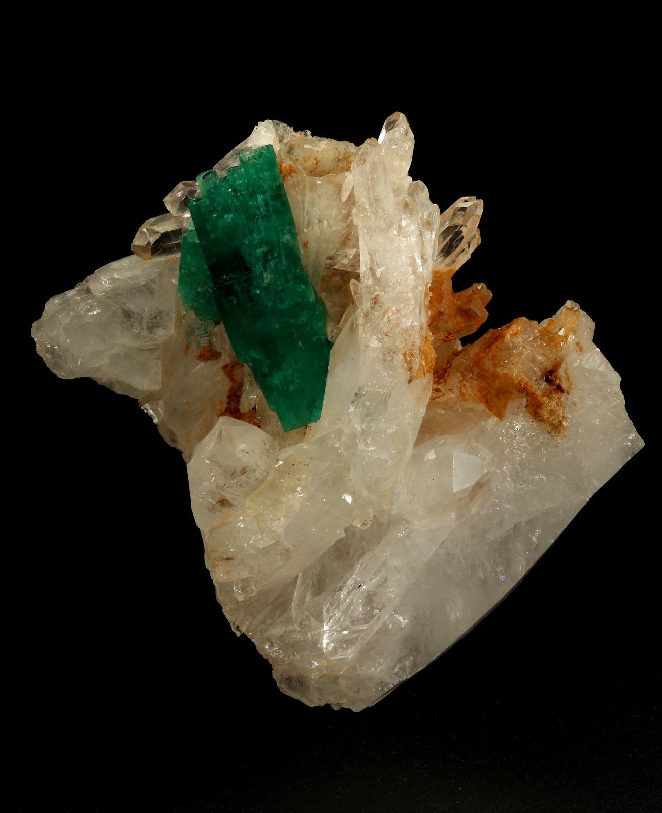 Beryl (variety emerald), Quartz
72x40x68mm, xl=30mm
(Autor: Fiebre Verde)