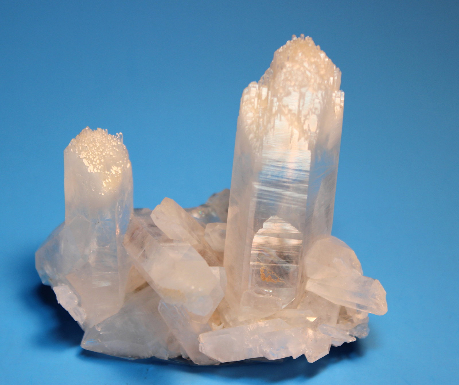 Quartz
8.7 x 5.4 x 7.7 cm
(Autor: Don Lum)