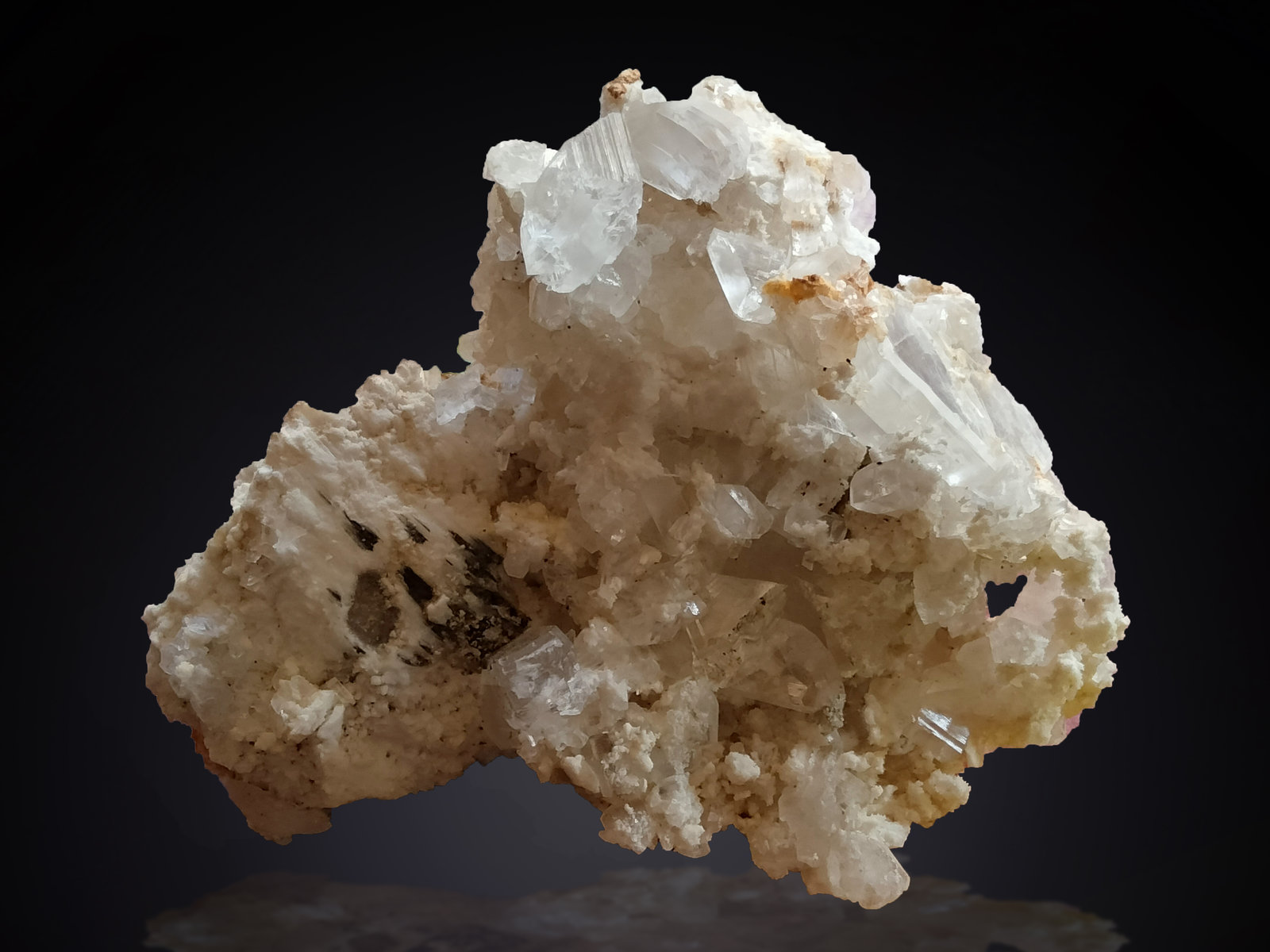 Gypsum
105 mm x 83 mm x 80 mm
(Autor: Firmo Espinar)