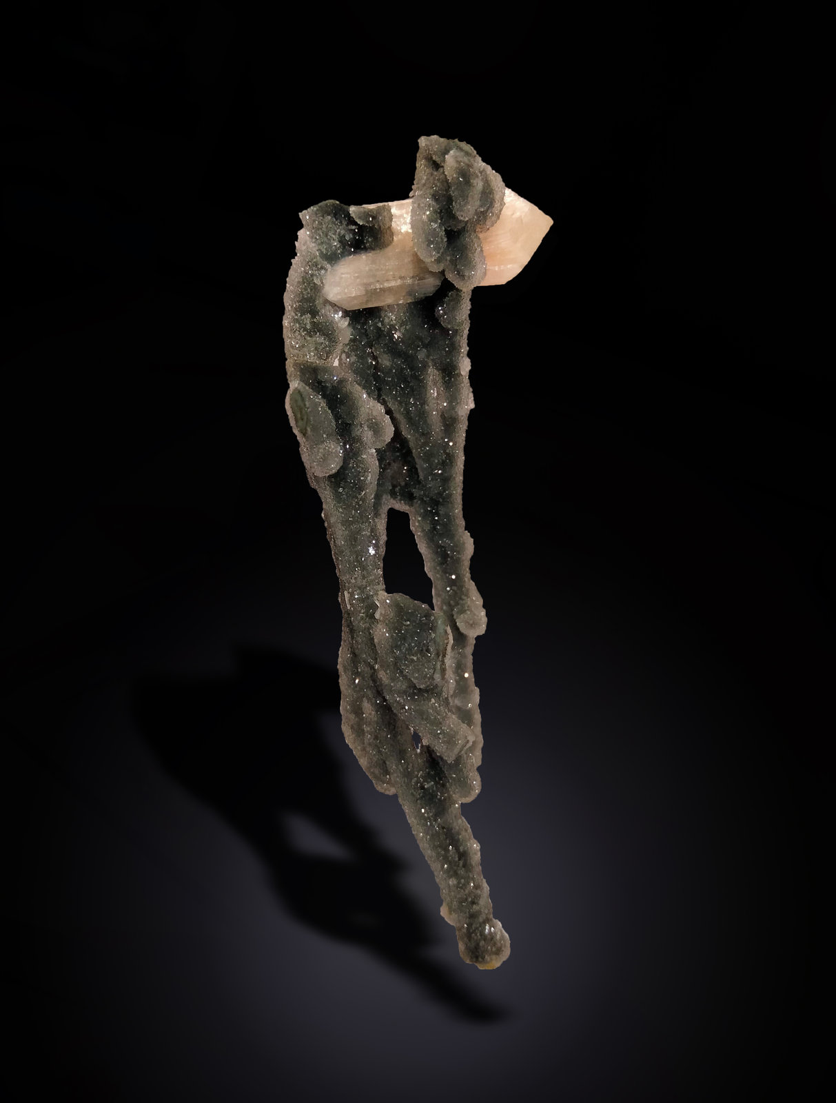 Stilbite-Ca and Quartz (variety chalcedony)
34 mm x 104 mm x 30 mm
(Autor: Firmo Espinar)