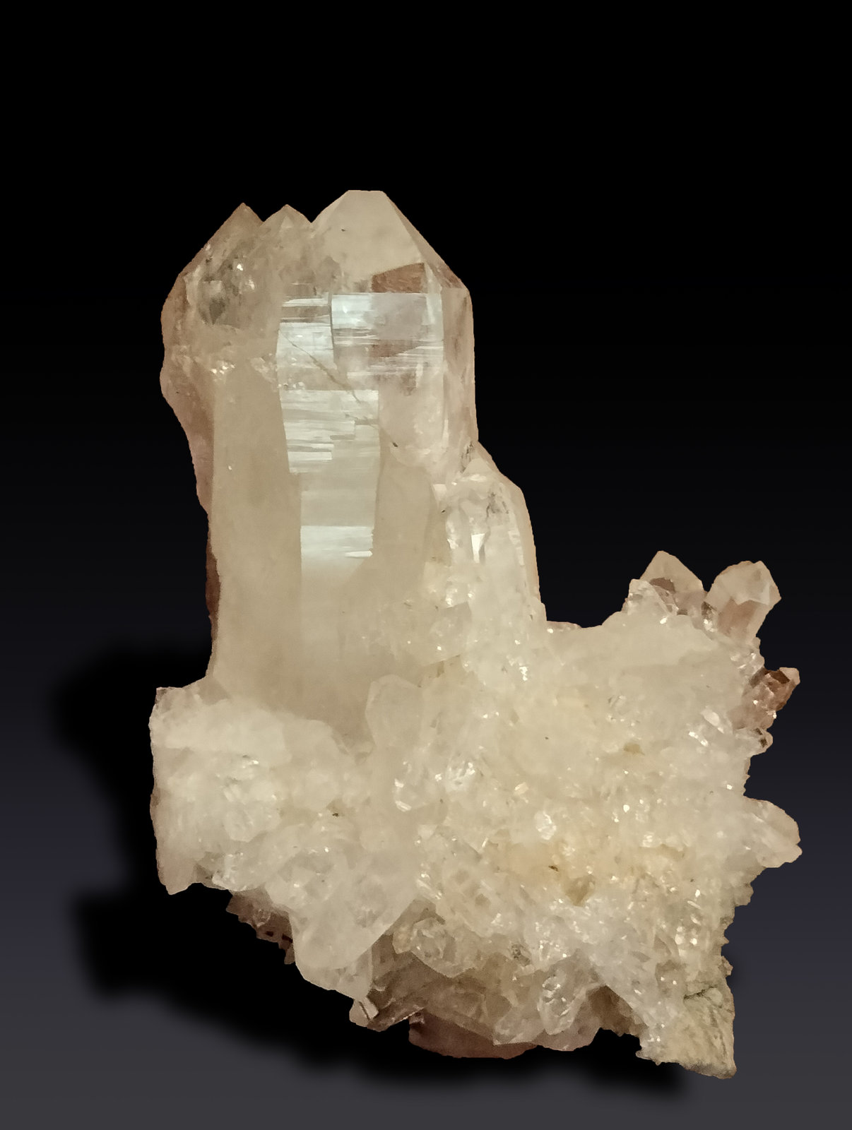 Quartz
47 mm x 65 mm x 38 mm
(Autor: Firmo Espinar)