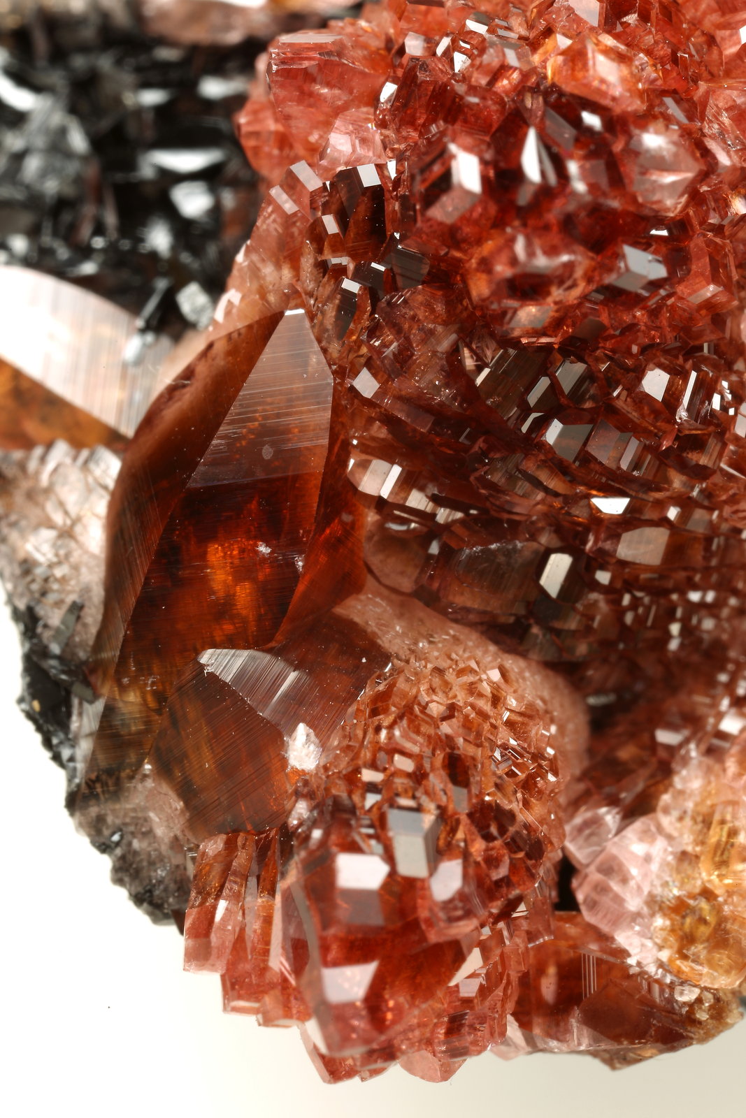 Rhodochrosite, Manganite
38x39x28mm
(Autor: Fiebre Verde)