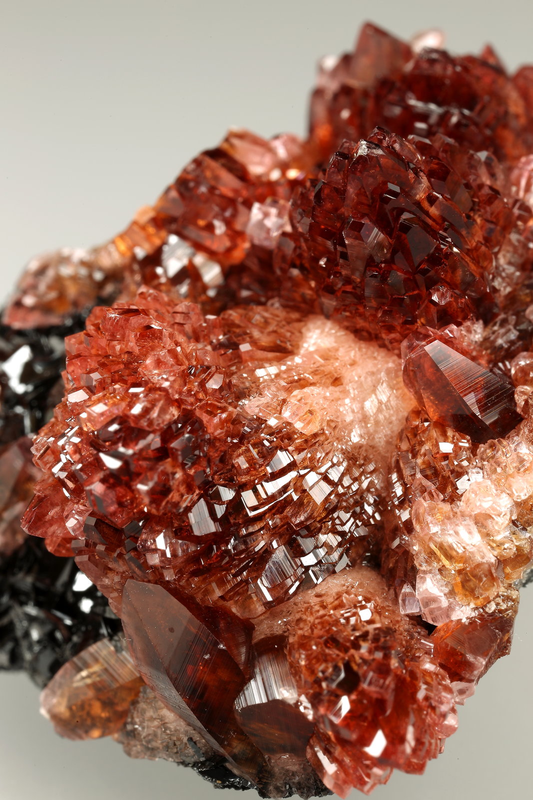 Rhodochrosite, Manganite
38x39x28mm
(Autor: Fiebre Verde)