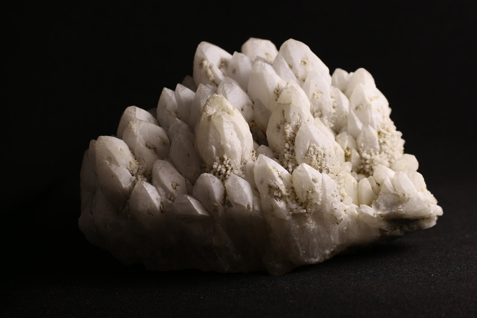 Quartz
12.3 x 8.3 x 6.7 centimeters
(Autor: Ricardo Melendez)