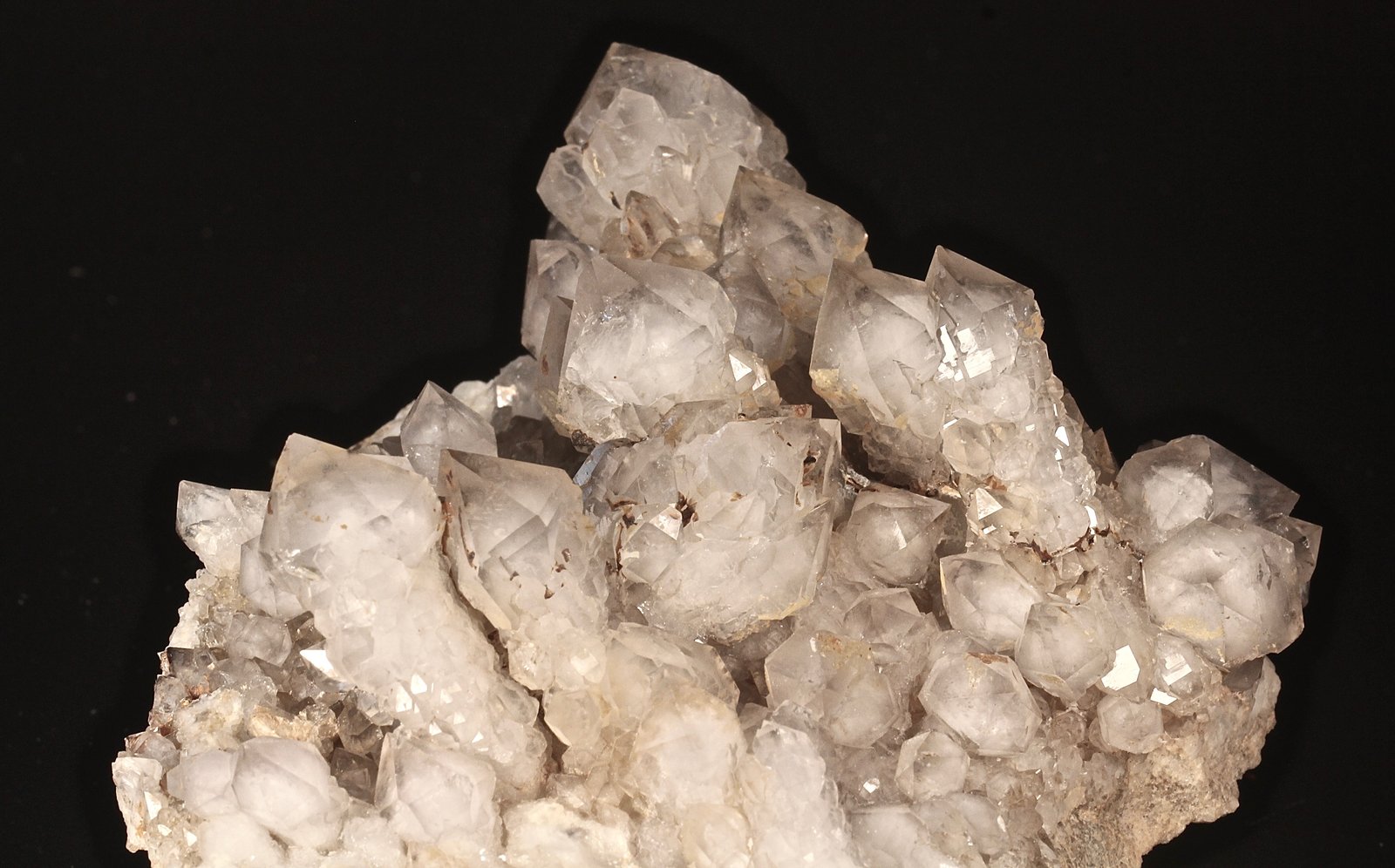 Quartz
10 cm., scepters to 2 cm.
(Autor: vic rzonca)