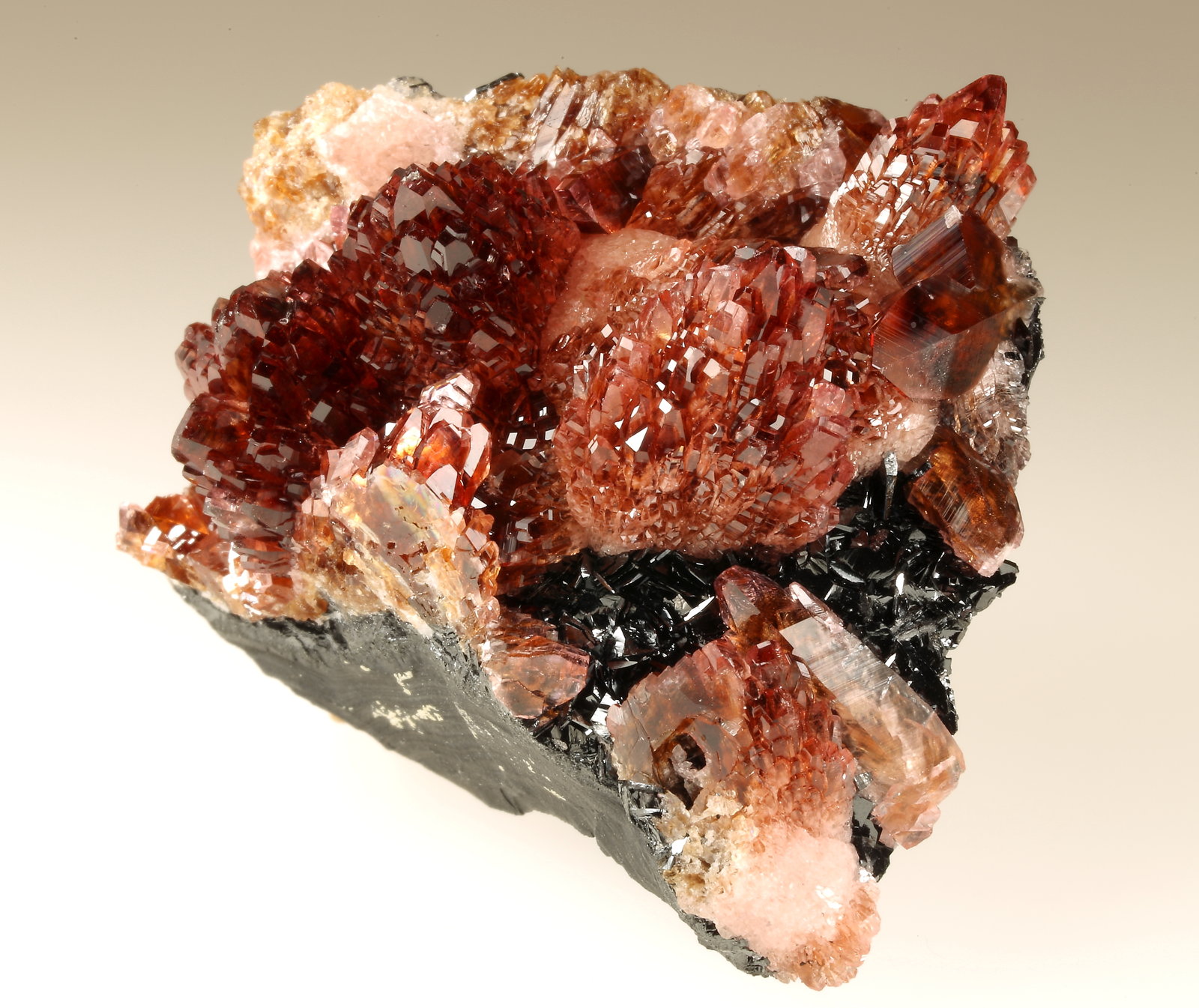 Rhodochrosite, Manganite
38x39x28mm
(Autor: Fiebre Verde)