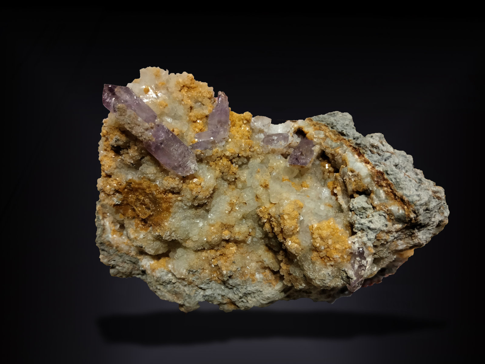 Quartz (variety amethyst)
85 mm x 65 mm x 50 mm
(Autor: Firmo Espinar)