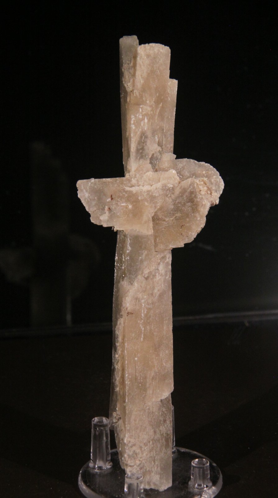 Gypsum
48mm x 153mm x 40mm
(Autor: Firmo Espinar)