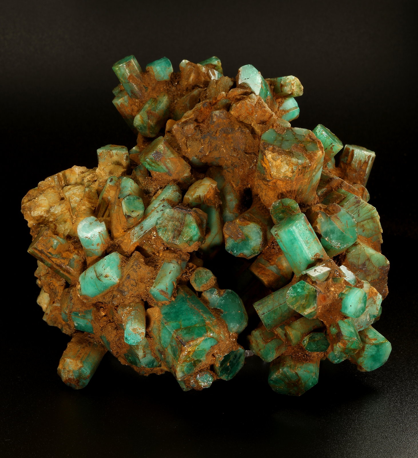 Beryl (variety emerald)
115x90x110mm
(Autor: Fiebre Verde)
