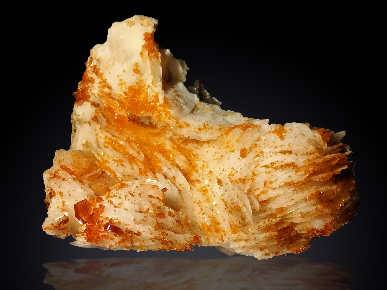 Vanadinite and Baryte
106 mm x 74 mm x 40 mm
(Autor: Firmo Espinar)