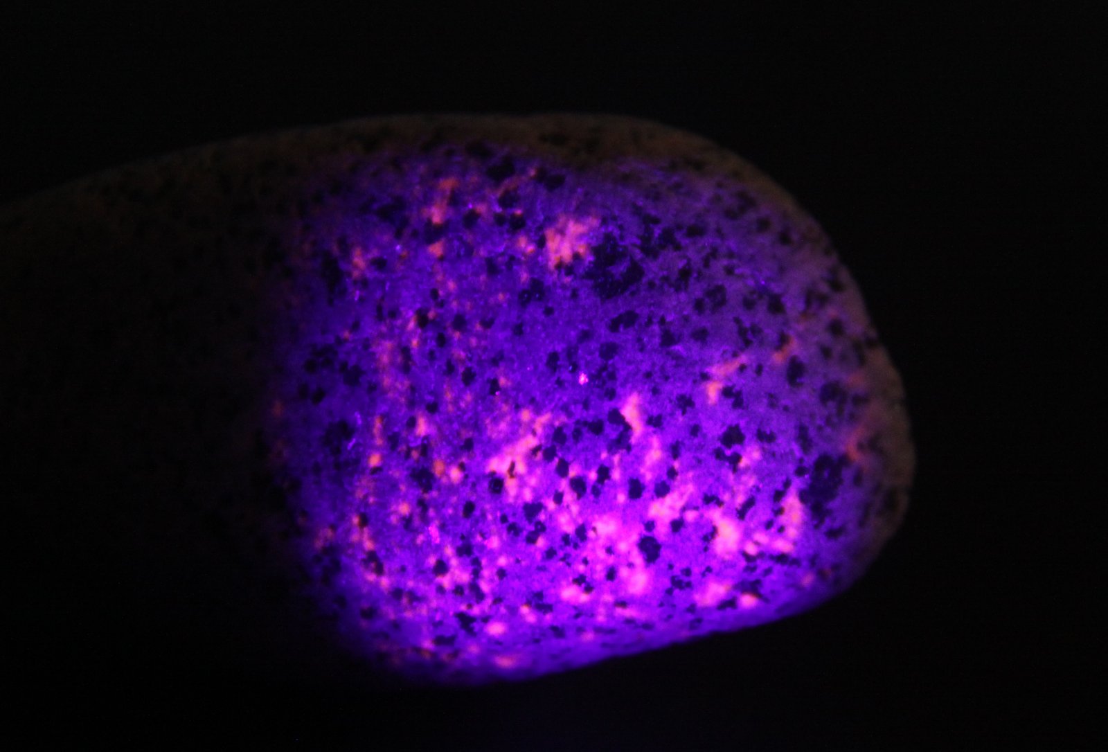 Sodalite
30mm x 30mm
(Autor: Firmo Espinar)