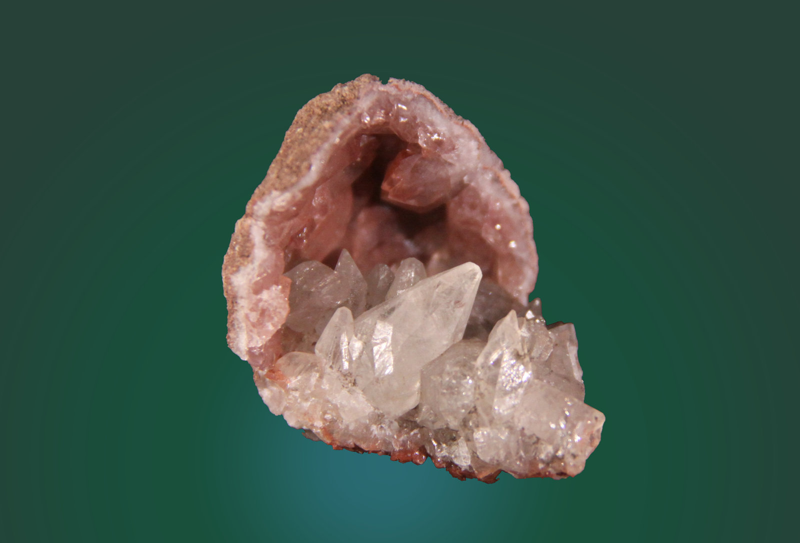 Calcite, Quartz
52mm x 38mm x 32mm
(Autor: Firmo Espinar)