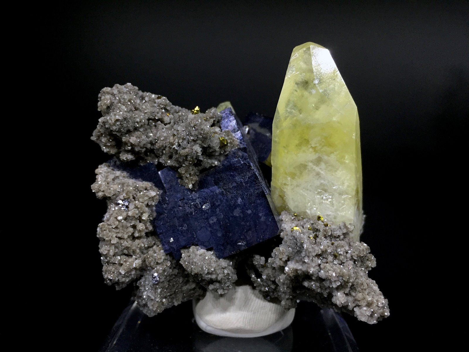 Calcite
7 cm x 6 cm x 6 cm
(Autor: Turbo)