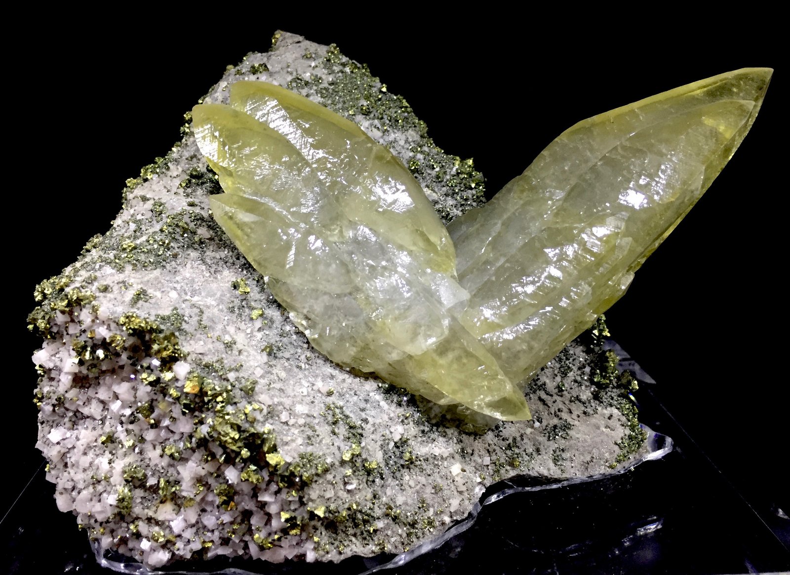 Calcite
18.6 cm x 16.7 cm x 13.2 cm
(Autor: Turbo)
