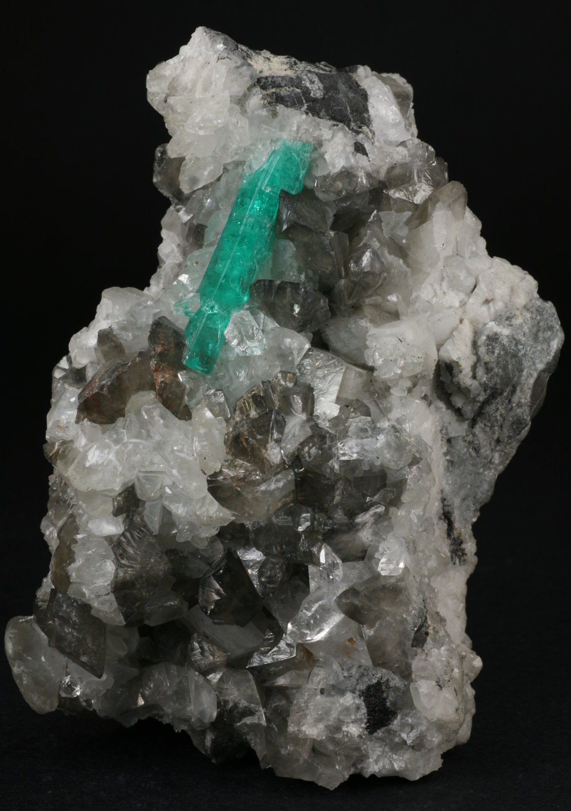 Beryl (variety emerald), Calcite, Quartz
75x60x40mm
(Autor: Fiebre Verde)