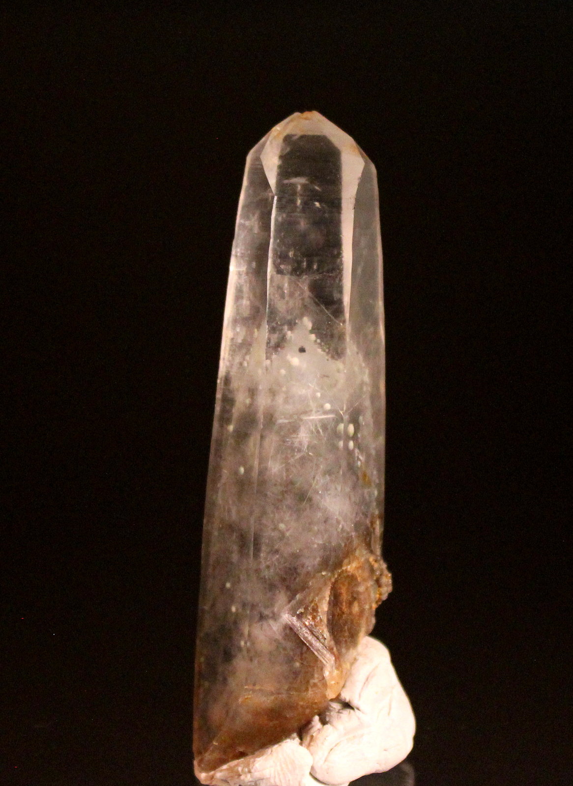Quartz, Cookeite, Tremolite
72mm x 22mm
(Autor: Don Lum)
