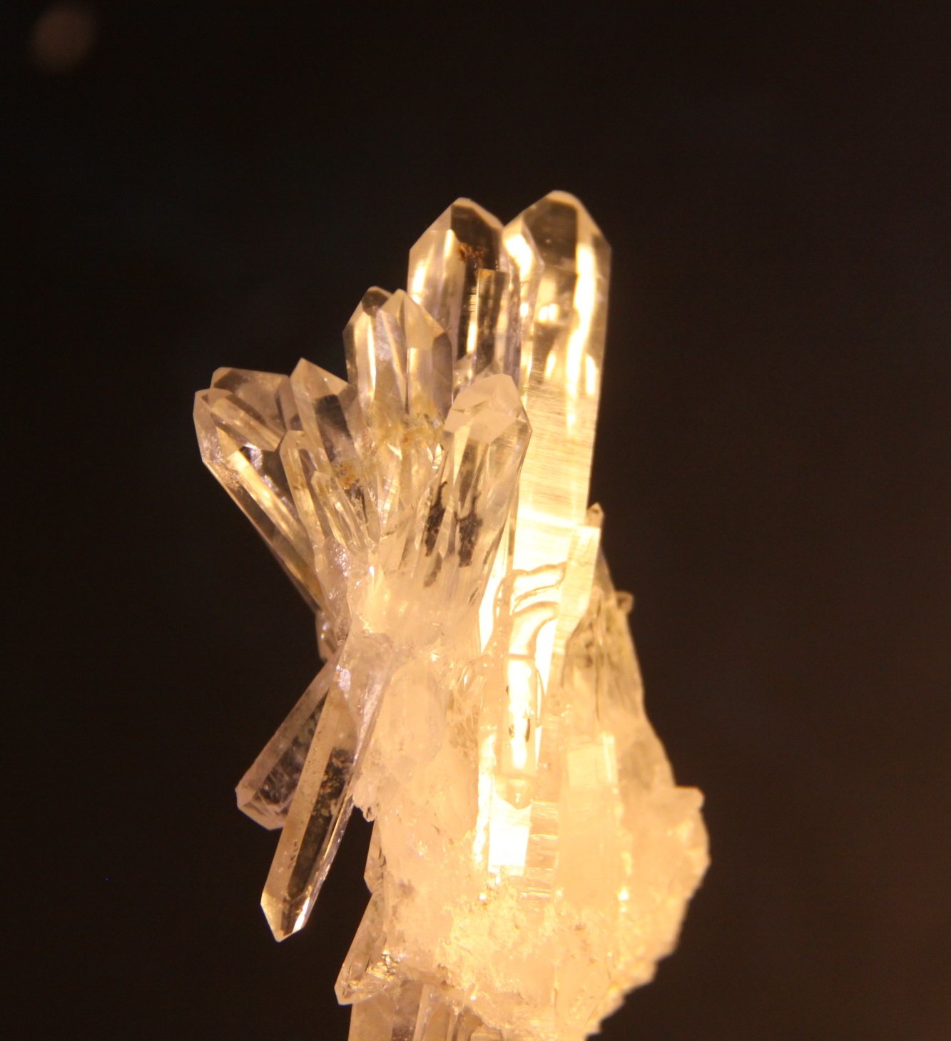 Quartz
78mm x 42mm x 40mm. Detail.
(Autor: Firmo Espinar)