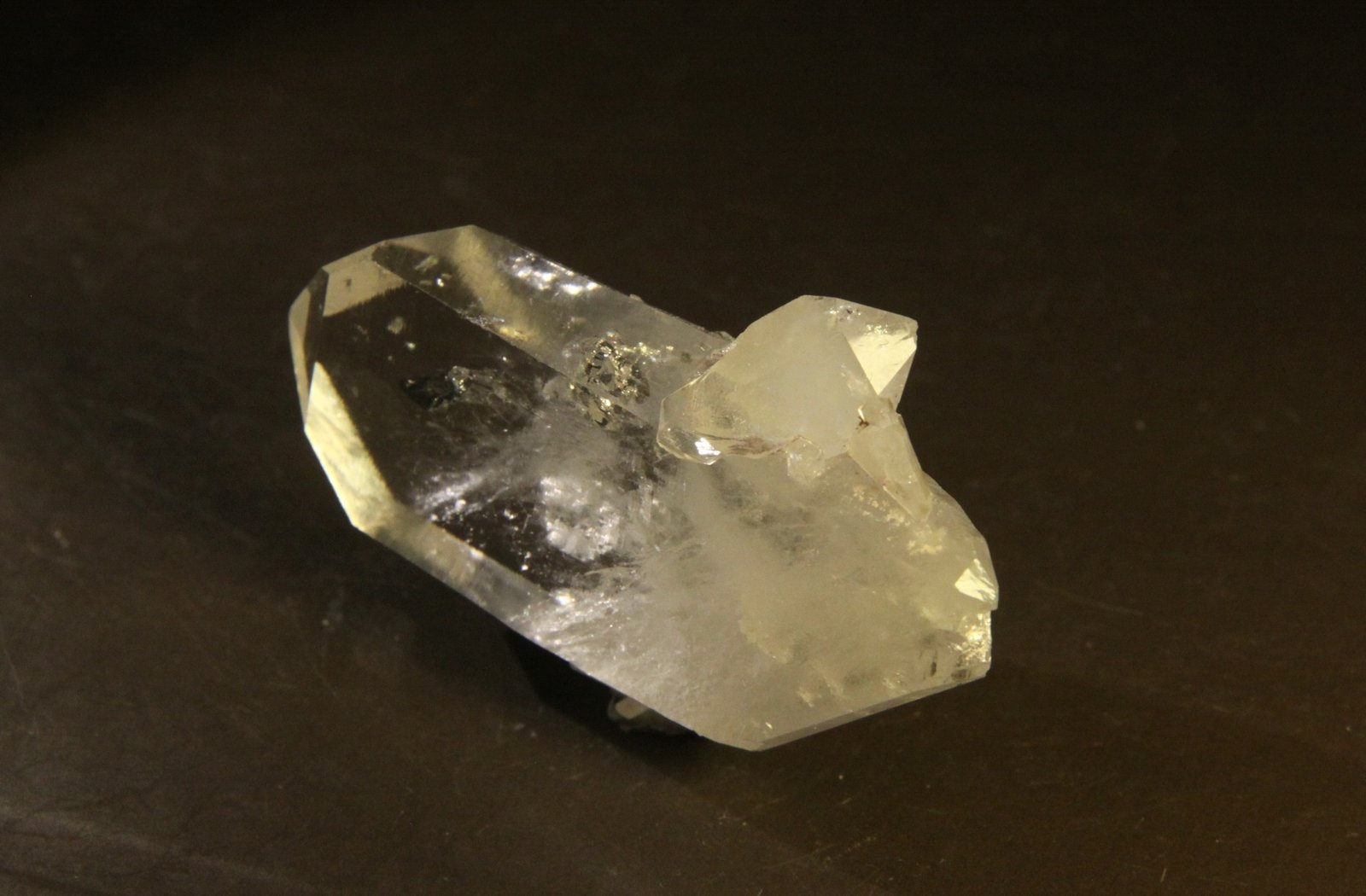 Quartz
65mm x 35mm x 11mm
(Autor: Firmo Espinar)