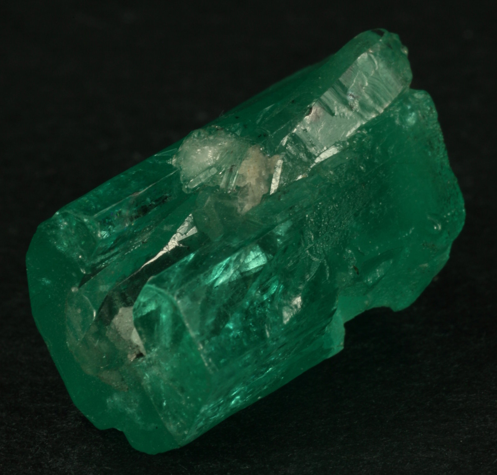 Beryl (variety emerald), Quartz
xl=19mm
(Autor: Fiebre Verde)