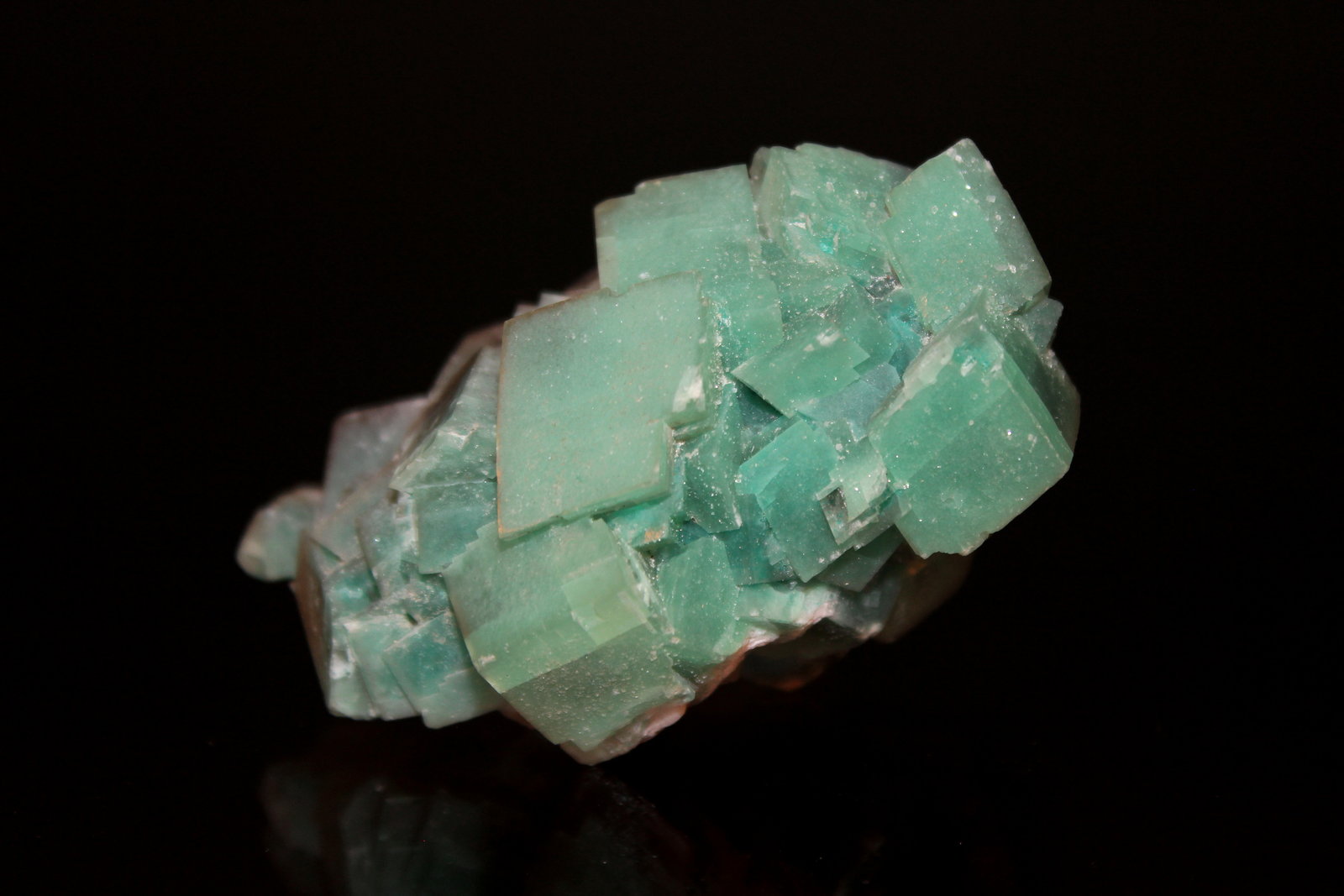 Calcite, Dioptase
65mm x 50mm x 36mm
(Autor: Don Lum)