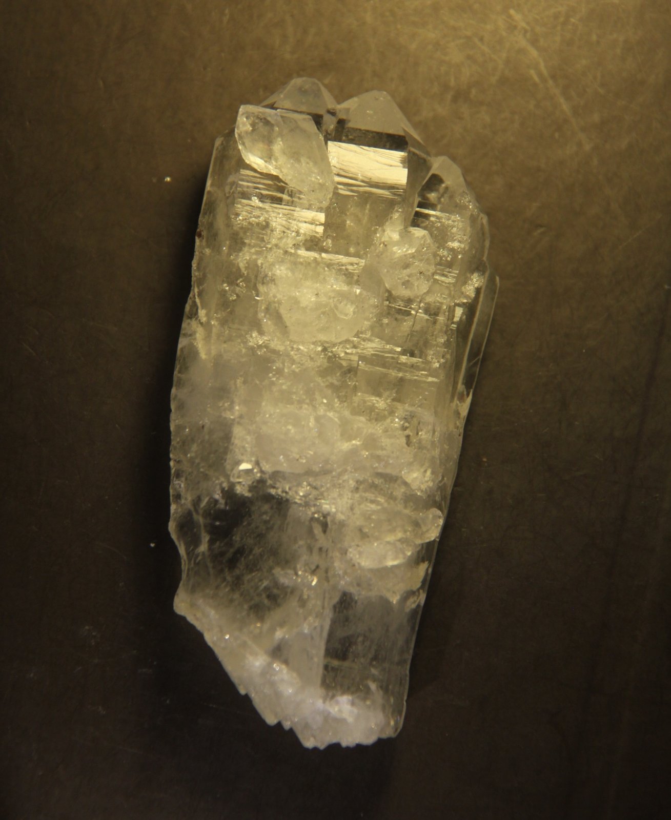 Quartz
46mm x 90mm x 20mm
(Autor: Firmo Espinar)