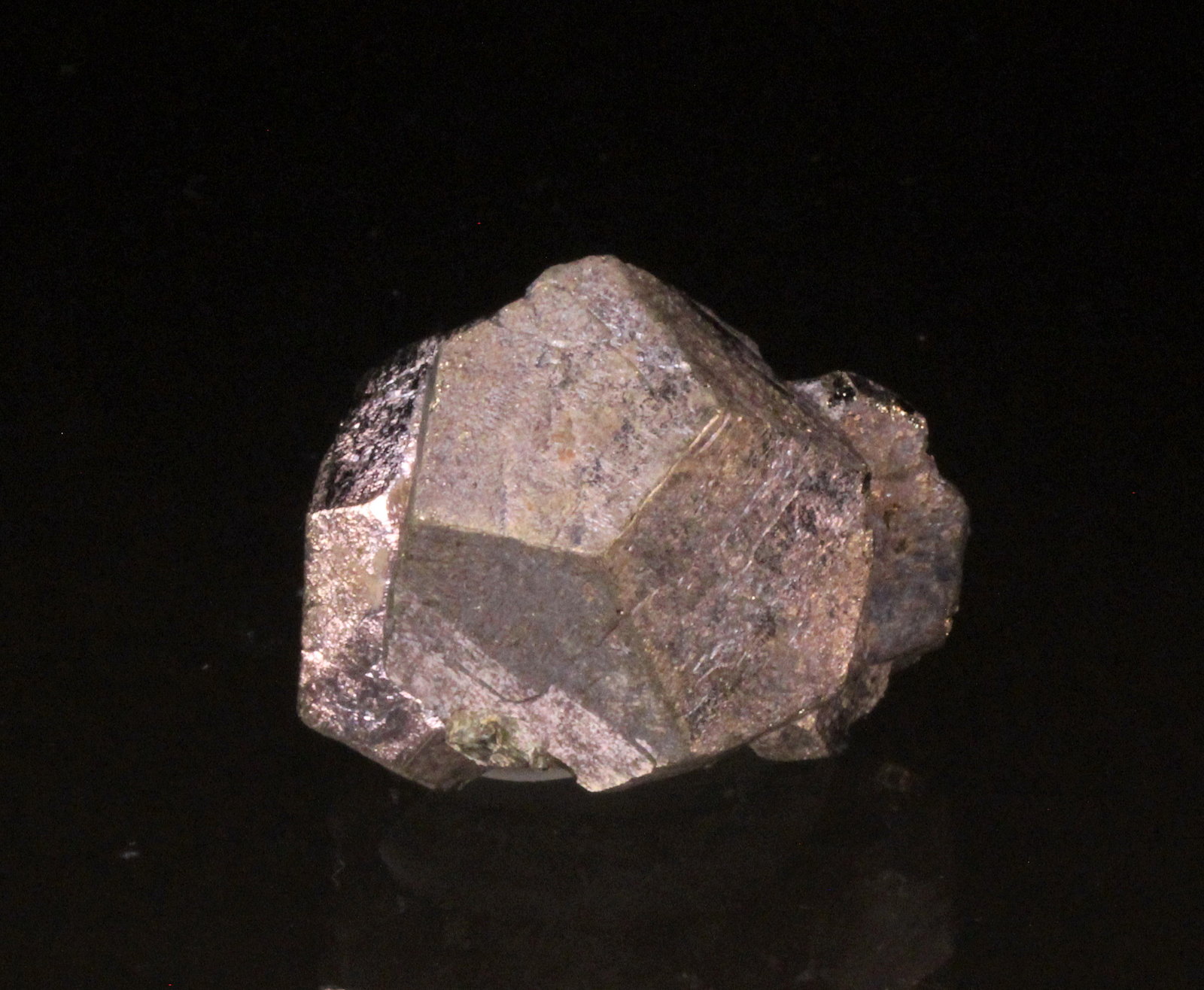 Pyrite
27 mm x 23 mm x 20 mm
(Autor: Don Lum)