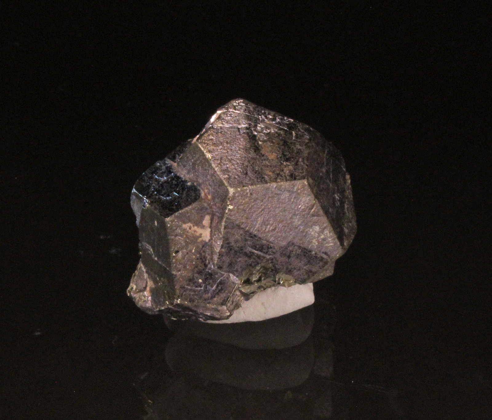 Pyrite
27 mm x 23 mm x 20 mm
(Autor: Don Lum)