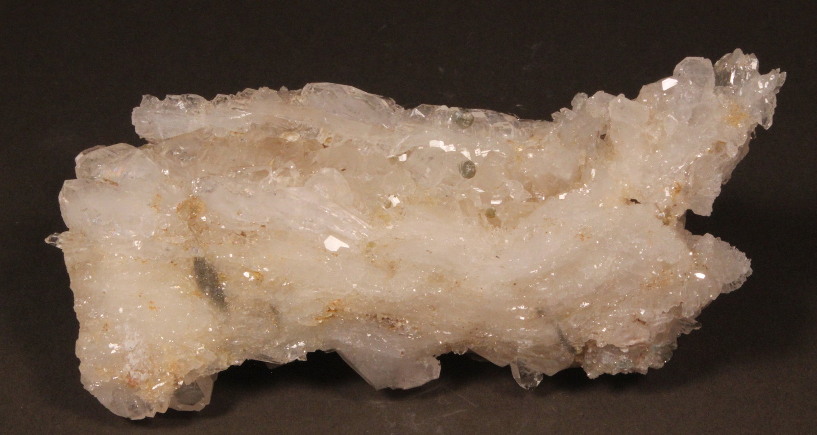 Cookeite, Quartz
116 mm x 56 mm x 42 mm
(Autor: Don Lum)