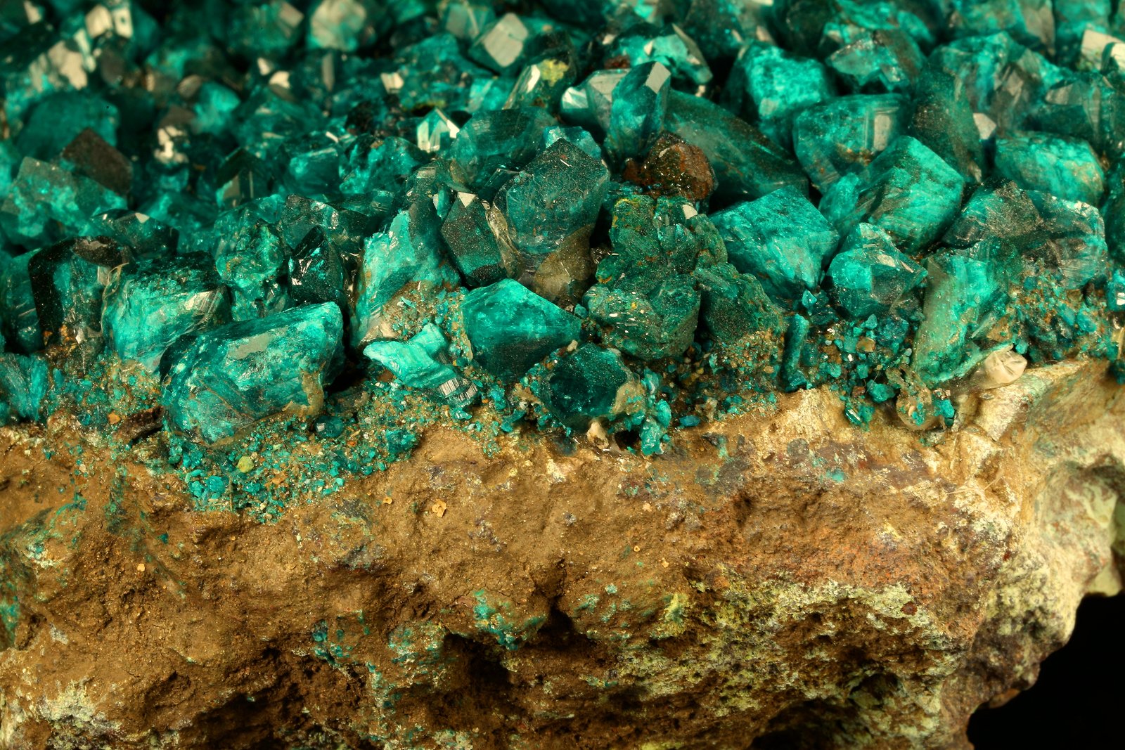 Dioptase
145x95x75mm
(Autor: Fiebre Verde)