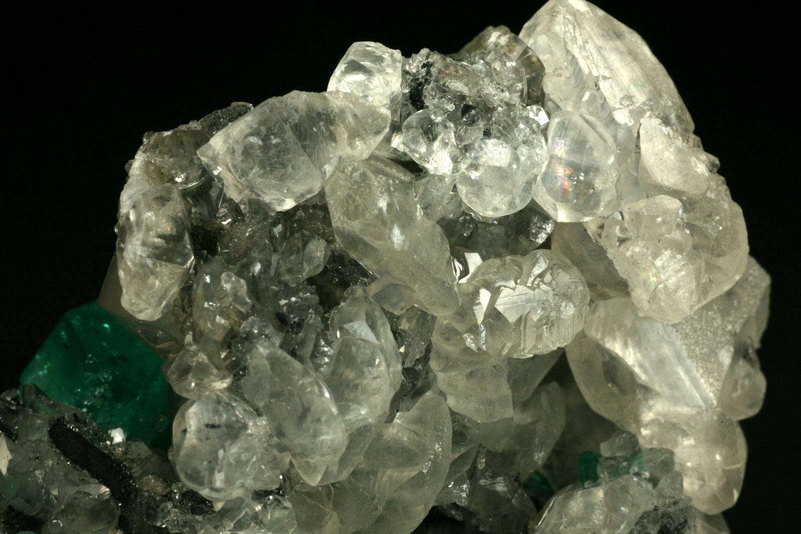 Beryl (variety emerald), Calcite
60x50x35mm
(Autor: Fiebre Verde)