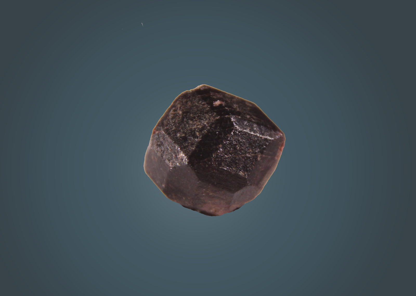 Almandine
23mm x 20mm x 20mm
(Autor: Firmo Espinar)