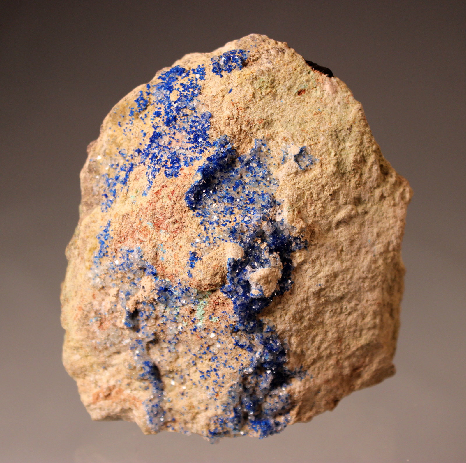 Kinoite, Apophyllite
90mm x 82mm x 38mm
(Autor: Don Lum)