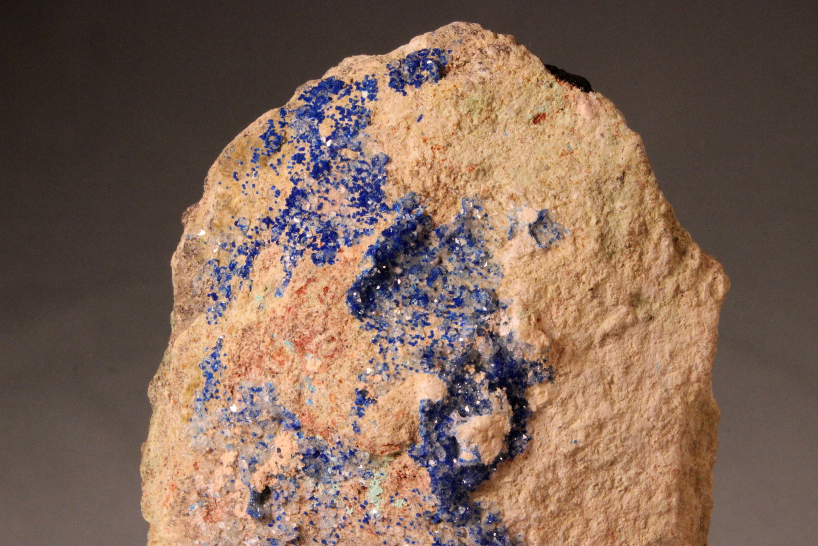 Kinoite, Apophyllite
90mm x 82mm x 38mm
(Autor: Don Lum)